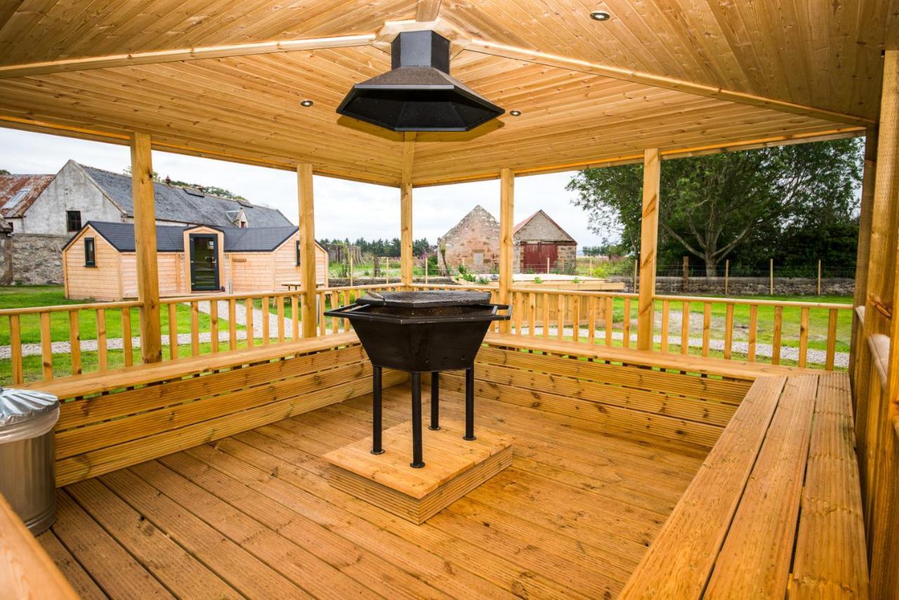 Delny Glamping And Farm Animals Hotel Invergordon Eksteriør billede